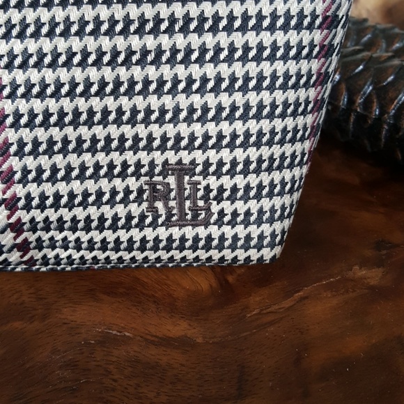 Purse - Picture 3 of 4